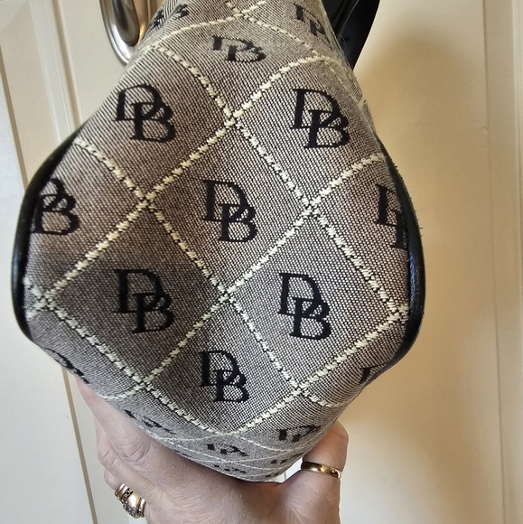 Dooney and Bourke Vintage Monogram Baguette Sh. Bag - Picture 3 of 12